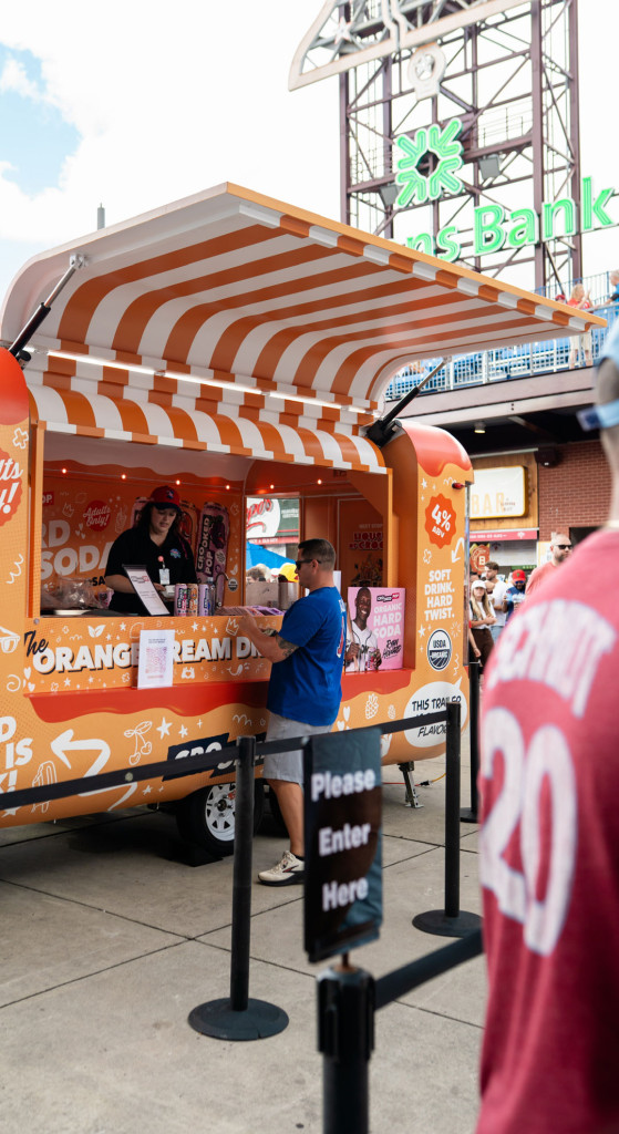 Crooked-Tea-Trailer-Wrap-mob